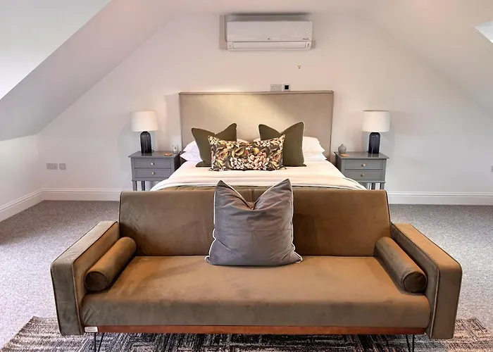 Gorgeous Modern Countryside Loft